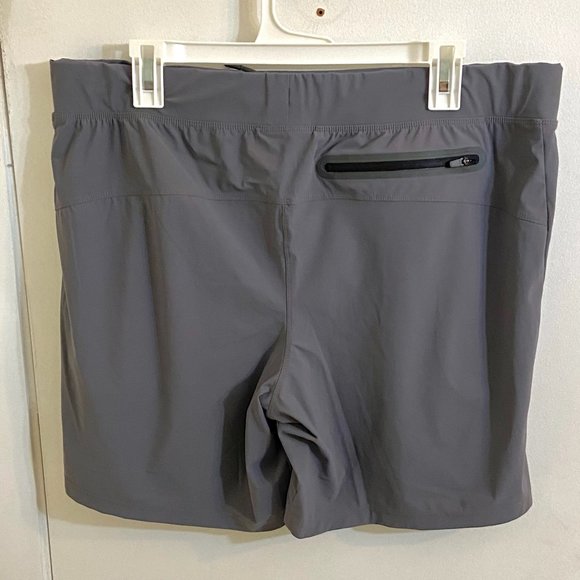 Men's All in Motion Workout Shorts - Large - Gray - Picture 4 of 5